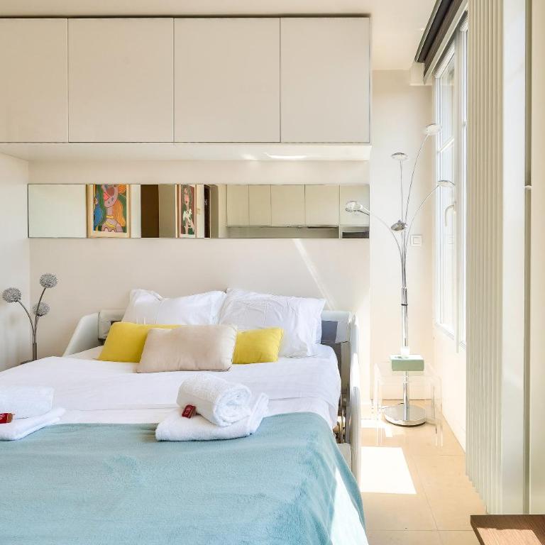Designed Studio with AC-Terrasse Vue Tour Eiffel - Appartement 1 Chambre - 5