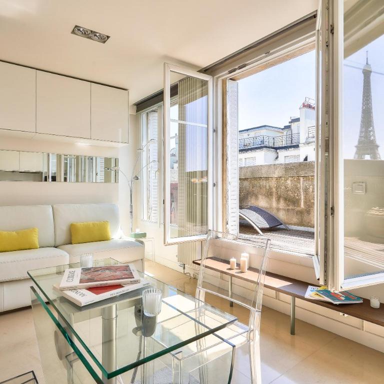 Designed Studio with AC-Terrasse Vue Tour Eiffel - Appartement 1 Chambre - 2