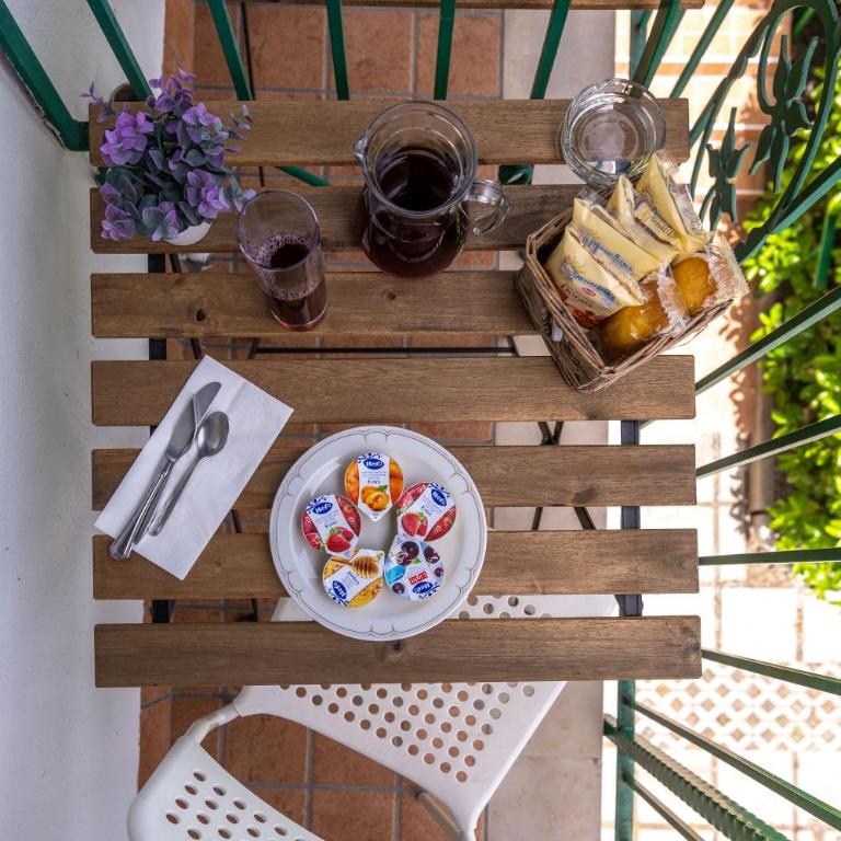 Villa Rocla guest house Pompei - Camera Tripla Comfort con Balcone - 12