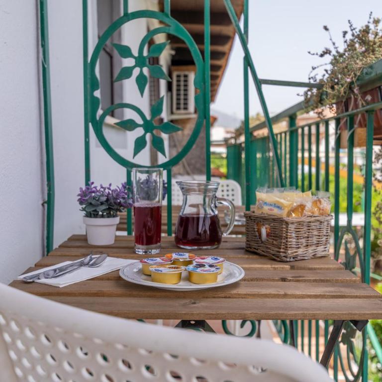 Villa Rocla guest house Pompei - Camera Tripla Comfort con Balcone - 9