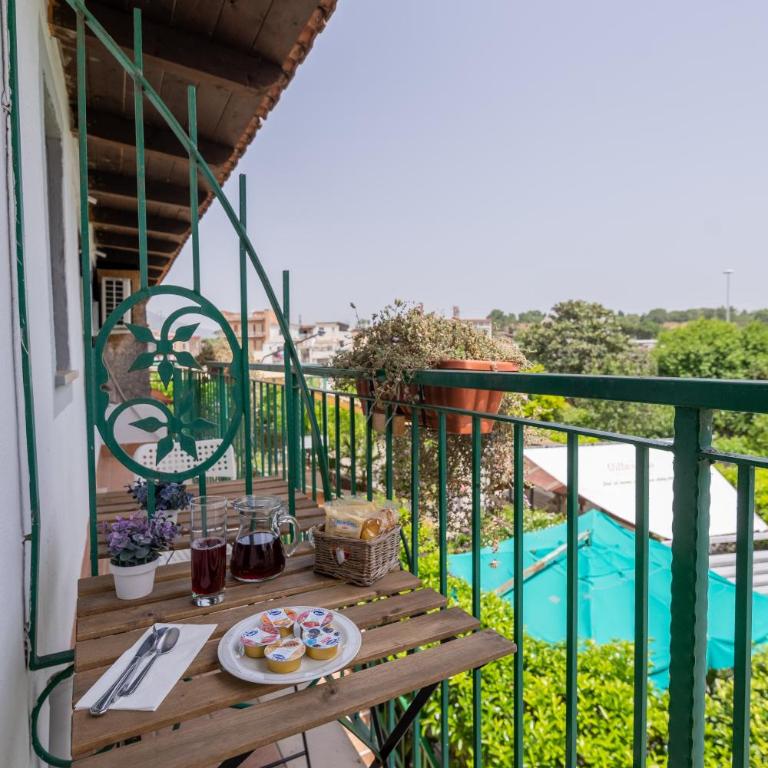Villa Rocla guest house Pompei - Camera Tripla Comfort con Balcone - 23