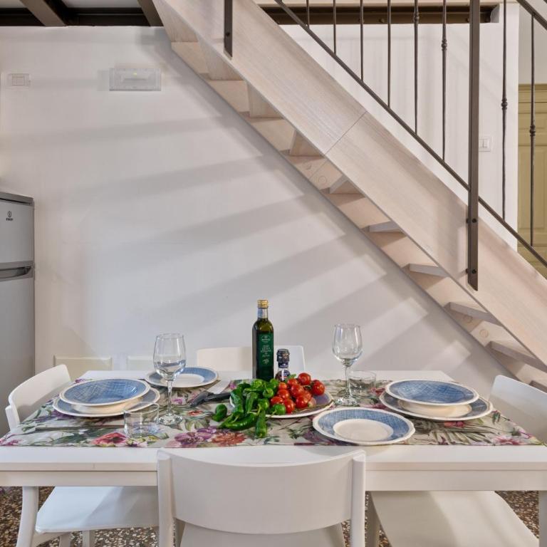 Apartments to Art - Loft - 24