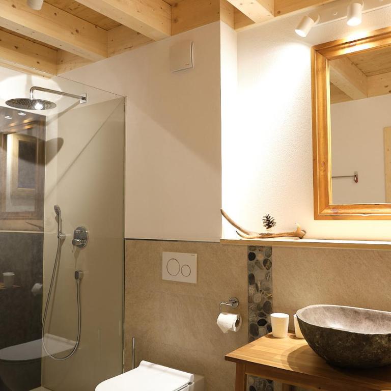 Chalet Diognysos B&B, Wellness & Boutique Hotel, Valais Crans-Montana Diogne - Suite - Vue sur Montagne - 3