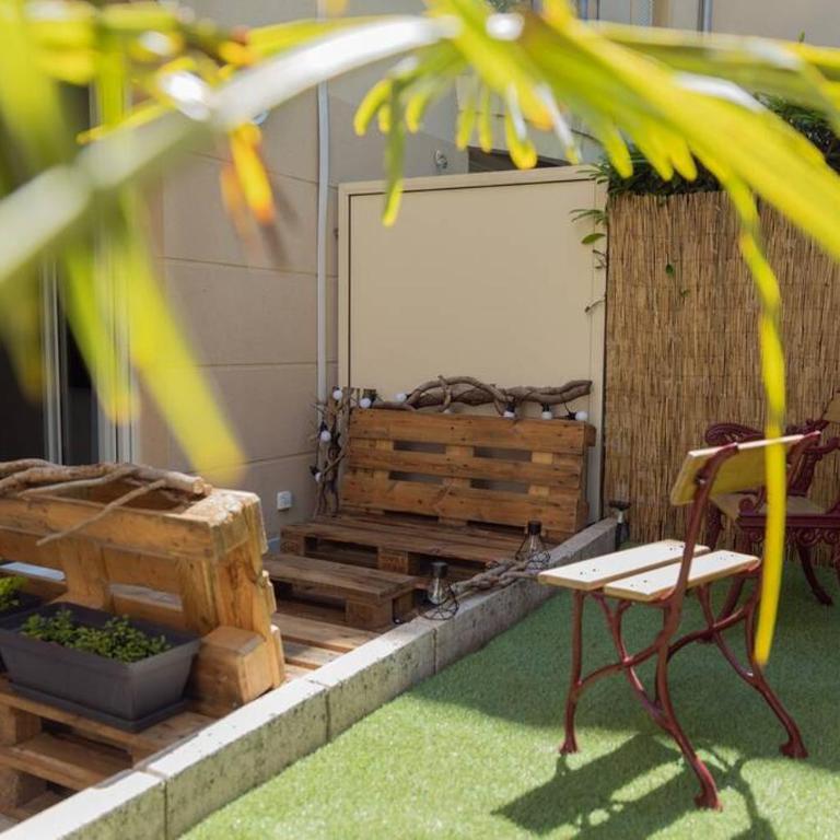 Superbe Appart Plein Centre avec Parking & Jardin - Appartement 1 Chambre - 10