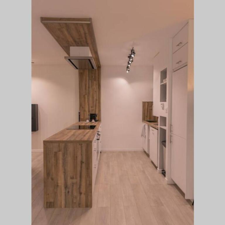 Superbe Appart Plein Centre avec Parking & Jardin - Appartement 1 Chambre - 12