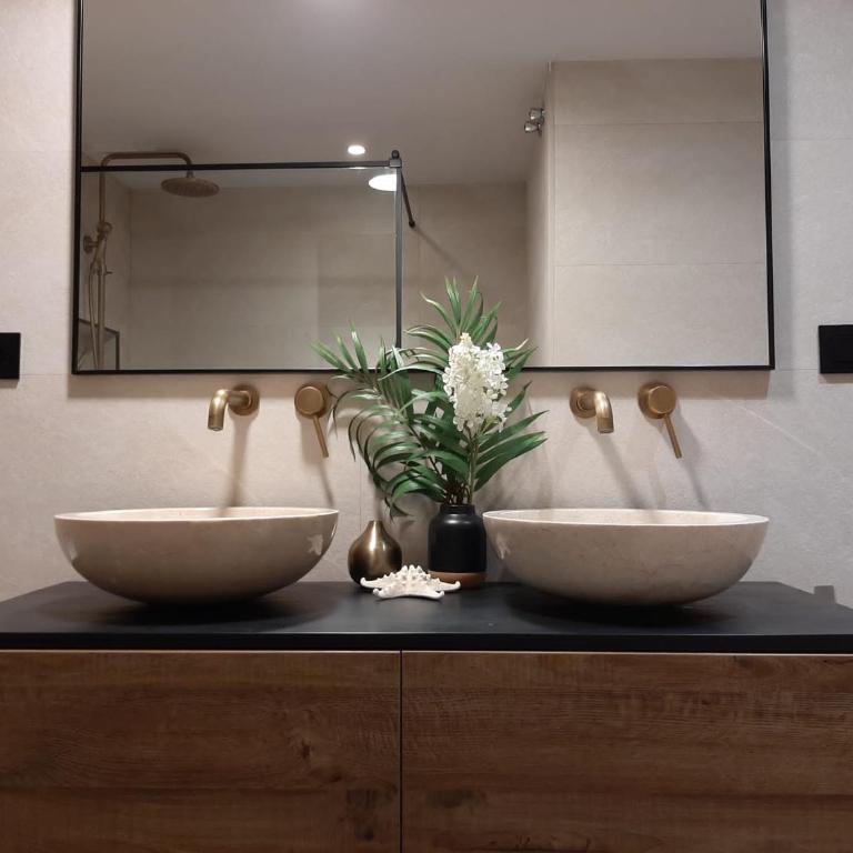 Sol y Malaga - Designer Duplex con Terraza y Parking - Apartamento de 2 dormitorios - 16