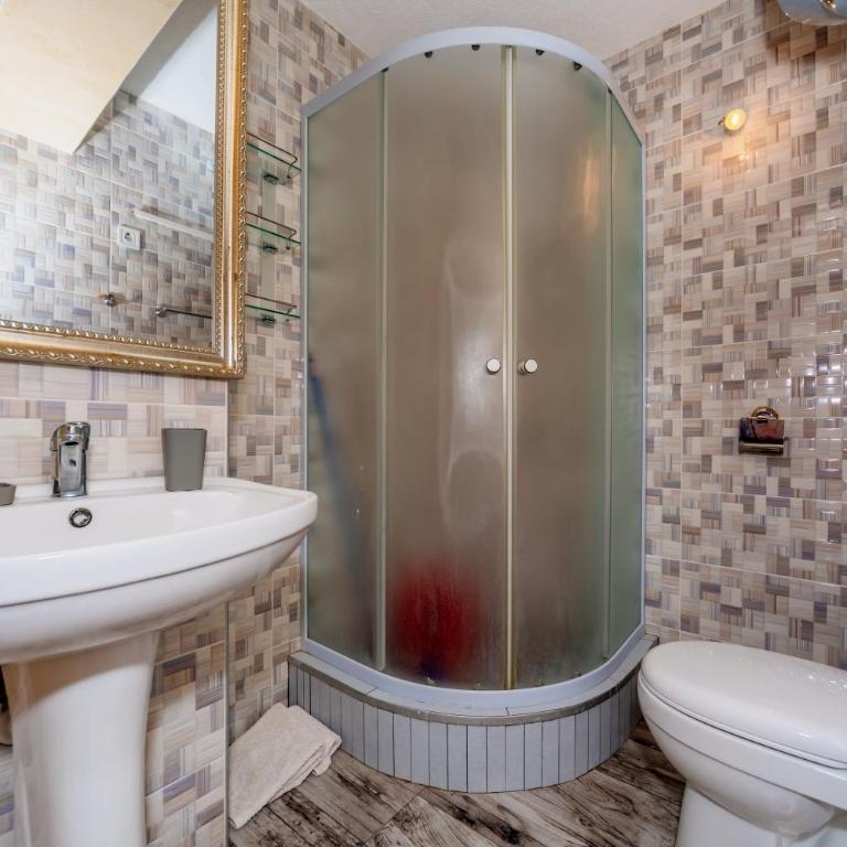 Apartmani LIRA - Apartman - Prizemlje - 12