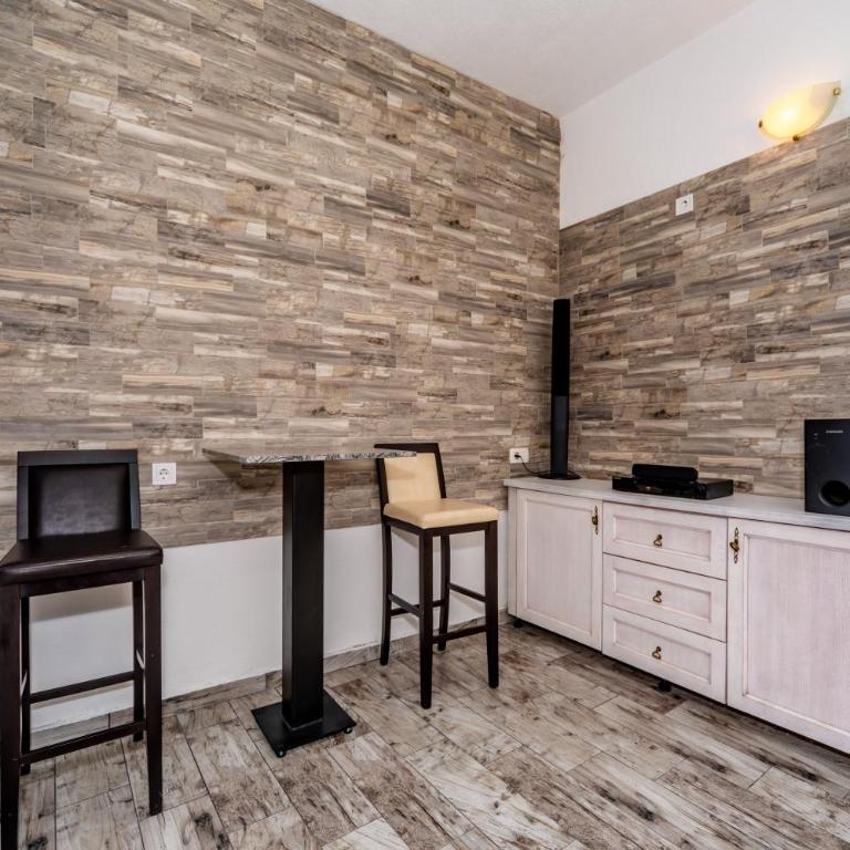 Apartmani LIRA - Apartman - Prizemlje - 17