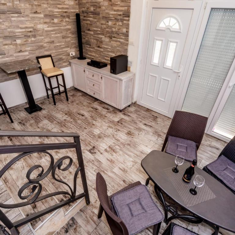 Apartmani LIRA - Apartman - Prizemlje - 15