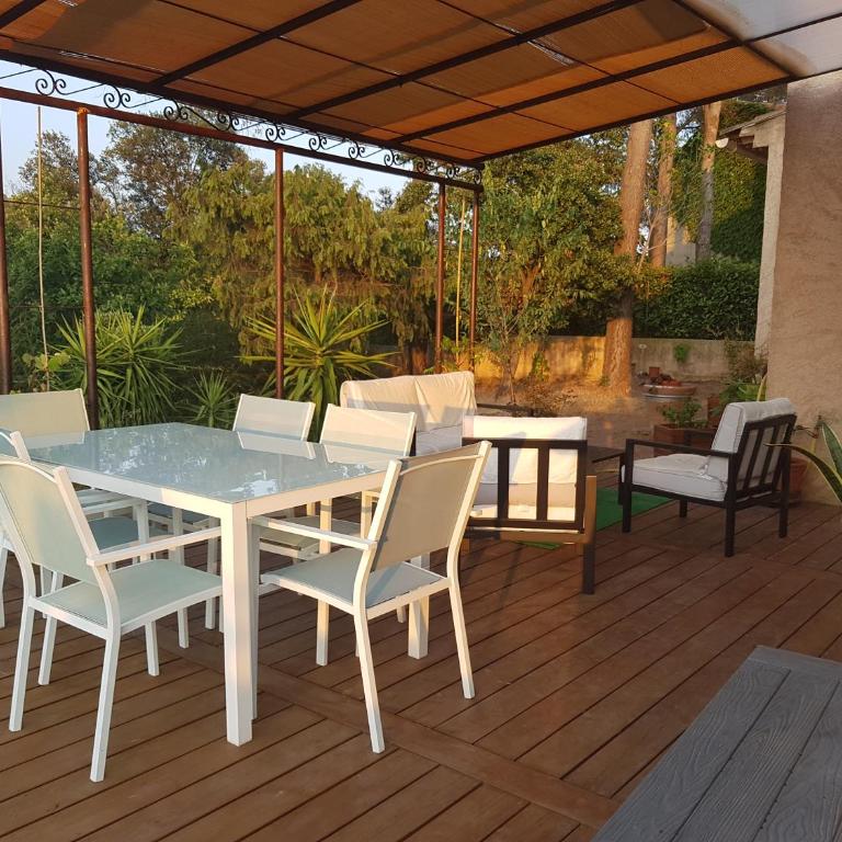 Chambre d hôtes de la Louve - Chambre Double avec Terrasse - 10