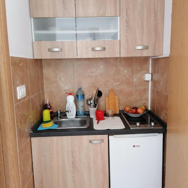 Candy apartment central location Bečići - One-Bedroom Apartment - 5