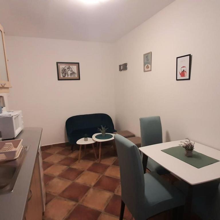 Apartment Ozana - Two-Bedroom Apartment - 16