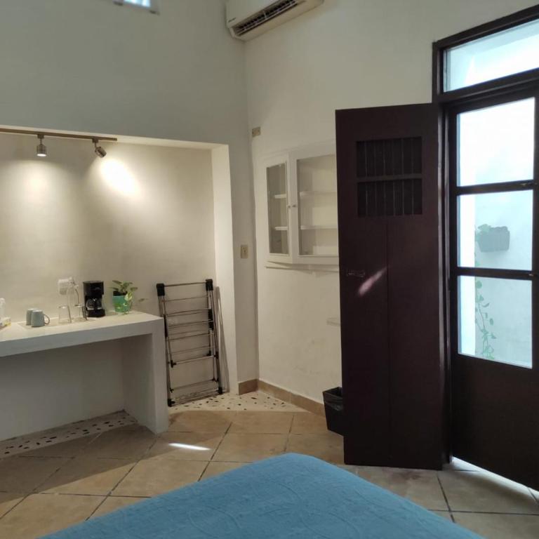 Carlota Guest House - Habitación Doble con baño privado - 9