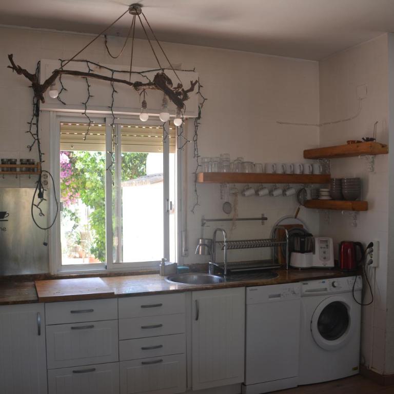 CHALET CON PISCINA A 1 KILOMETRO DE LA PLAYA CARTAGENA - Casa de 6 dormitorios - 8