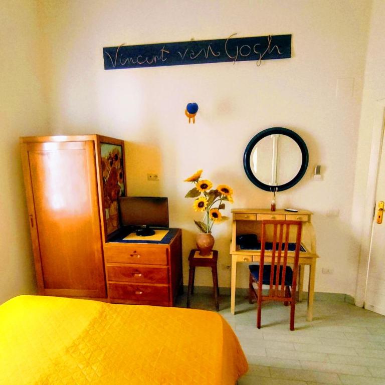 Napoli naif - Camera Matrimoniale/Doppia con Letti Singoli con Bagno Privato - 3