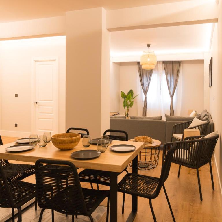 Zabalburu - Three-Bedroom Apartment - 4