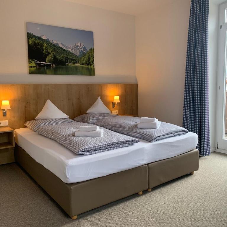 BSW Ferienwohnungen Garmisch - Deluxe Apartment - 3