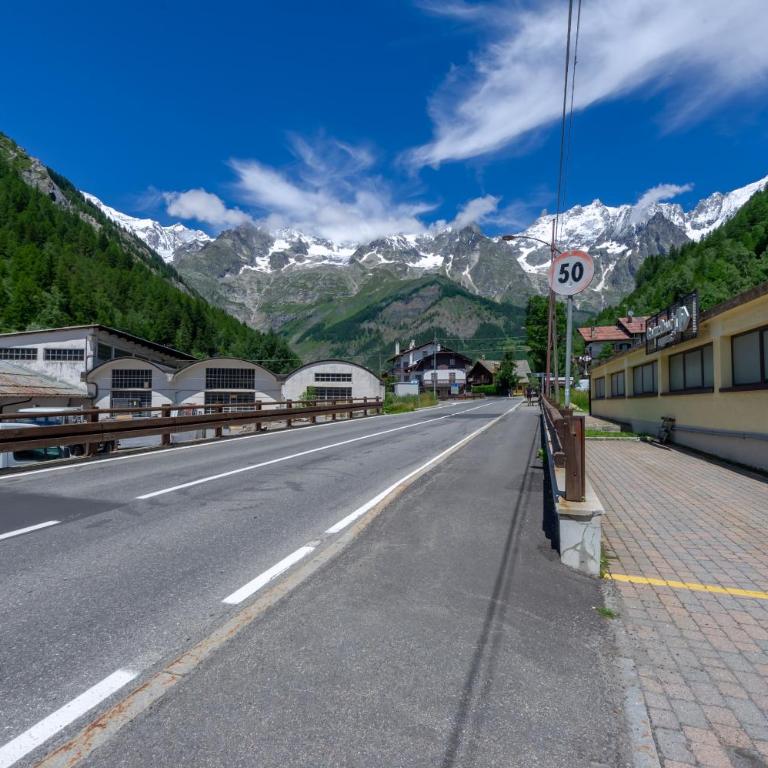 CHALET PONTAL 7 - Relax e vista sulle montagne - COUR 0144 - Appartamento con 3 Camere da Letto - 30