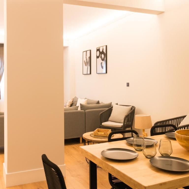 Zabalburu - Three-Bedroom Apartment - 7