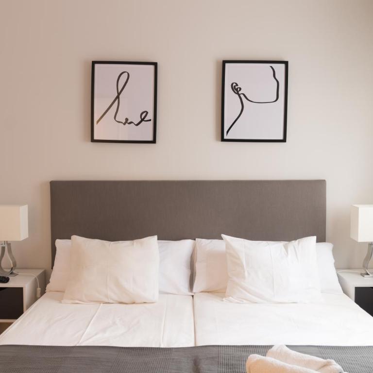 Zabalburu - Three-Bedroom Apartment - 23