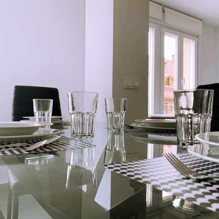 Ramón y Cajal SUITES DE LUXE - Apartamento con ducha - 6
