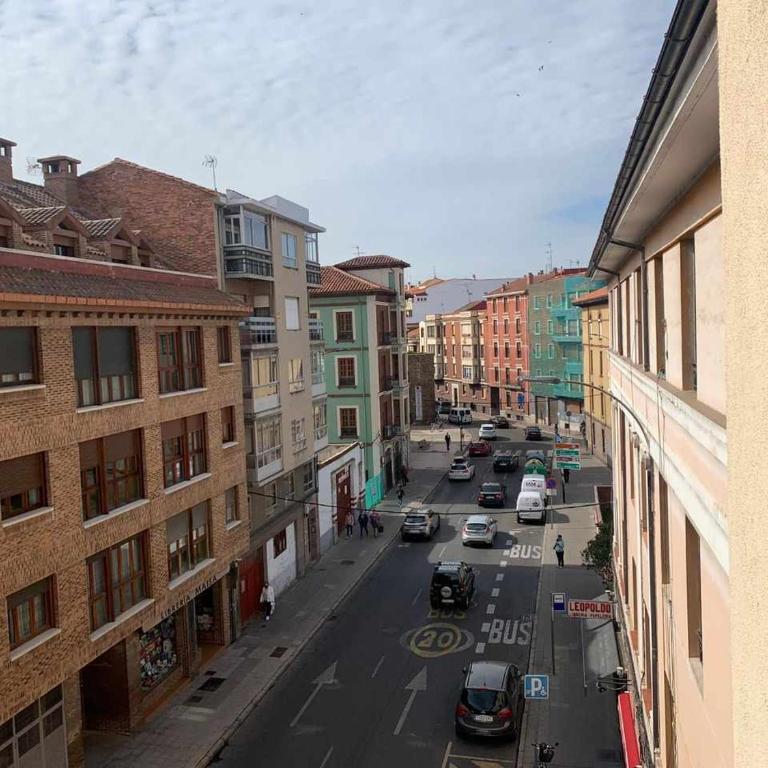Ramón y Cajal SUITES DE LUXE - Apartamento - 34