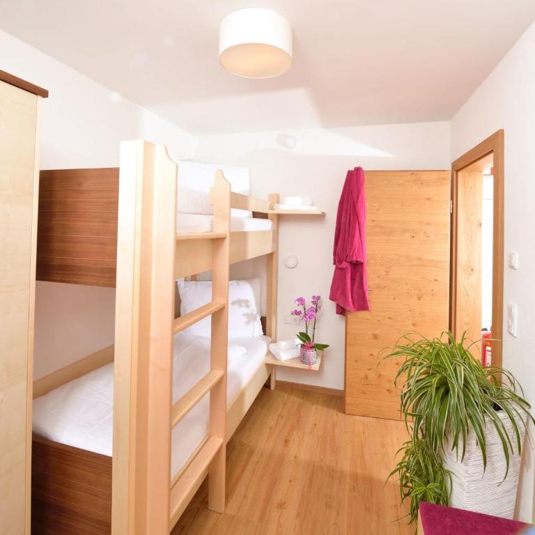 Appartements Kolb - Apartment mit 3 Schlafzimmern - 6