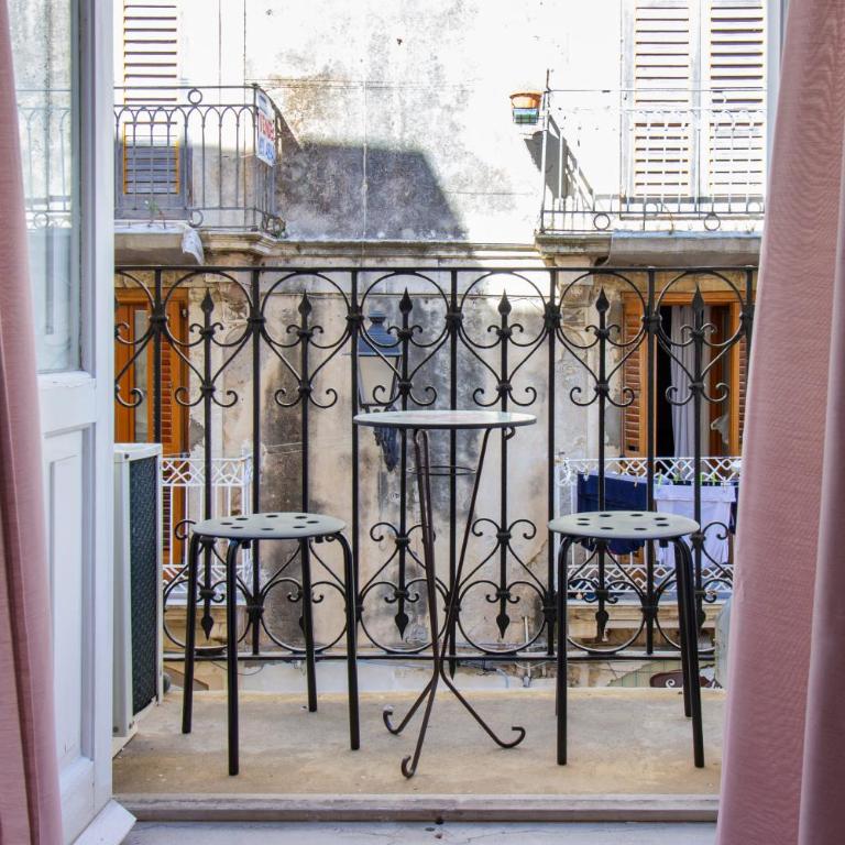 Maniace Homes - Federico & Angelica by Ortigia Apartments - Two-Bedroom Apartment - 6