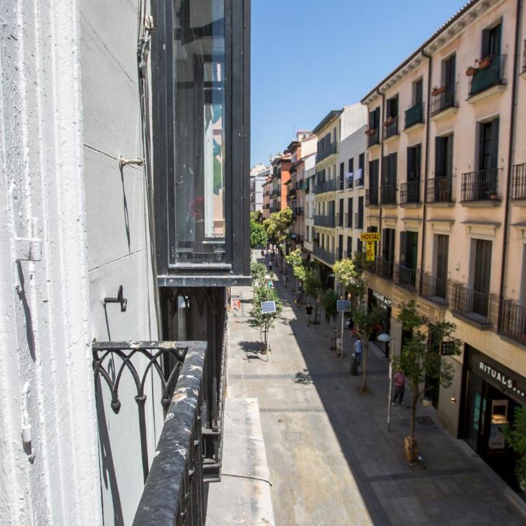Fuencarral Adeco - Double Room with Extra Bed - 20
