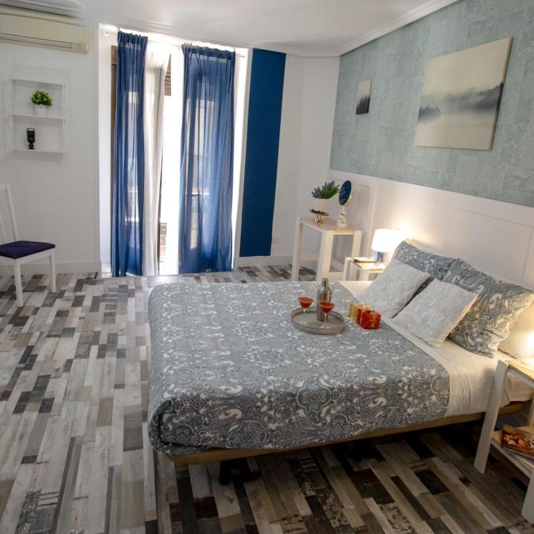 Fuencarral Adeco - Double Room with Extra Bed - 10