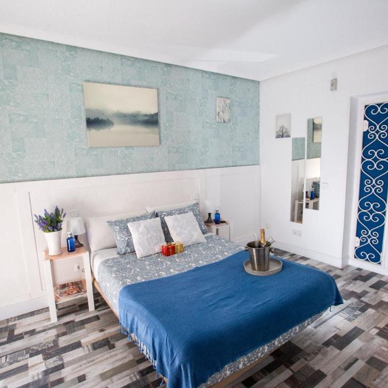 Fuencarral Adeco - Double Room with Extra Bed - 25