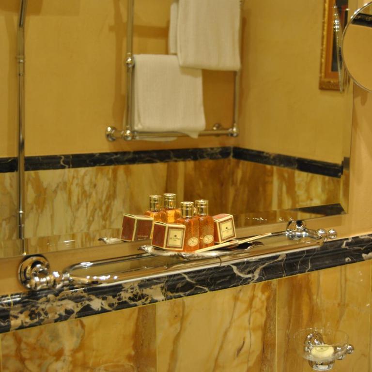 Residenza Palazzo Visdomini - Suite Deluxe - 1