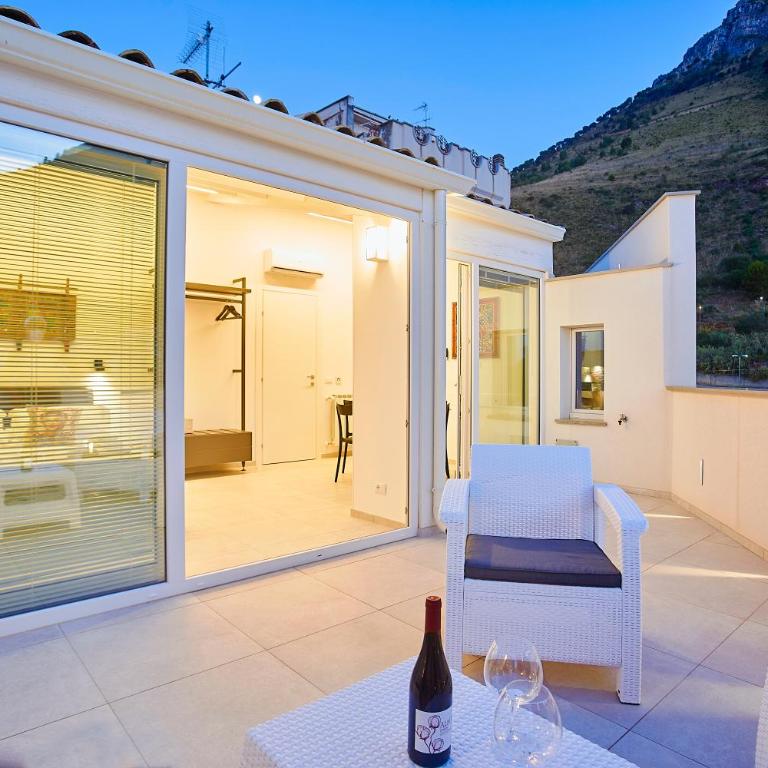 Porta del Golfo Apartments & Suites - Suite con Terrazza - 3