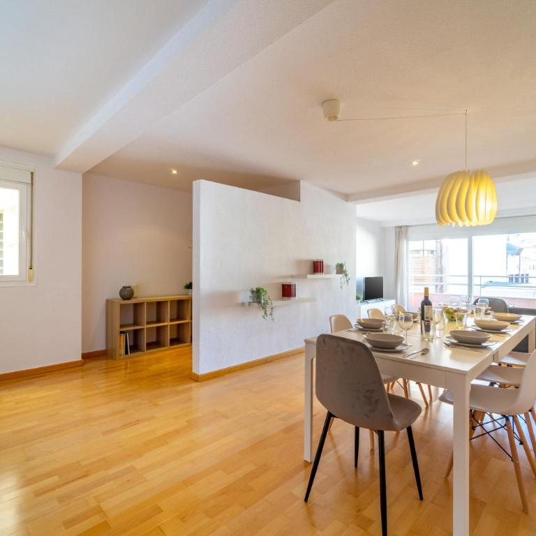 MyFlats Luxury Navas - Apartment with Balcony - 4
