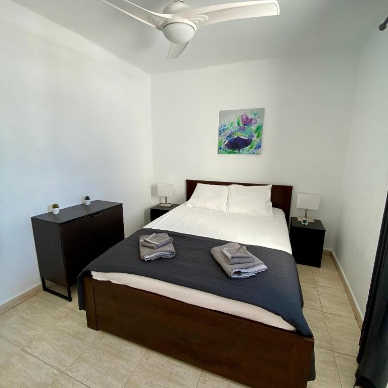 Casa Josephine Lanzarote, spectacular sea views & FREE WiFi - Two-Bedroom Apartment - 9
