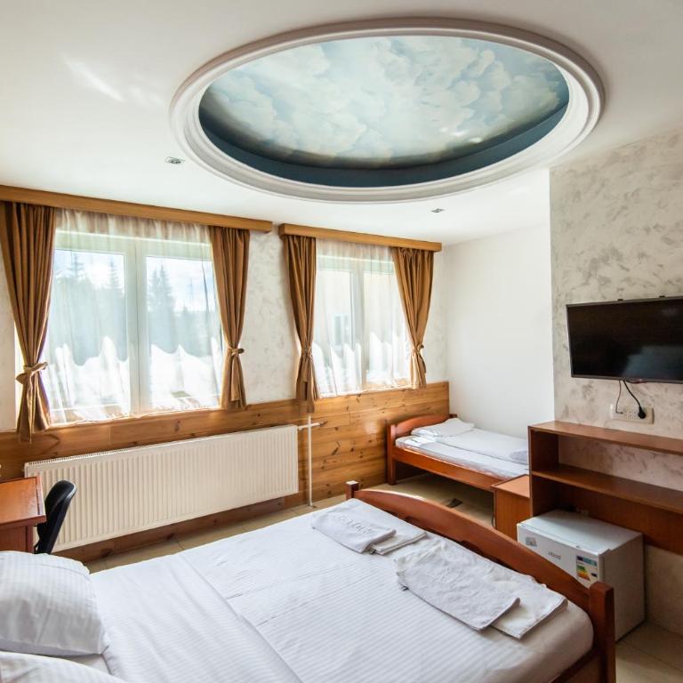 Hotel Enigma - Triple Room - 3