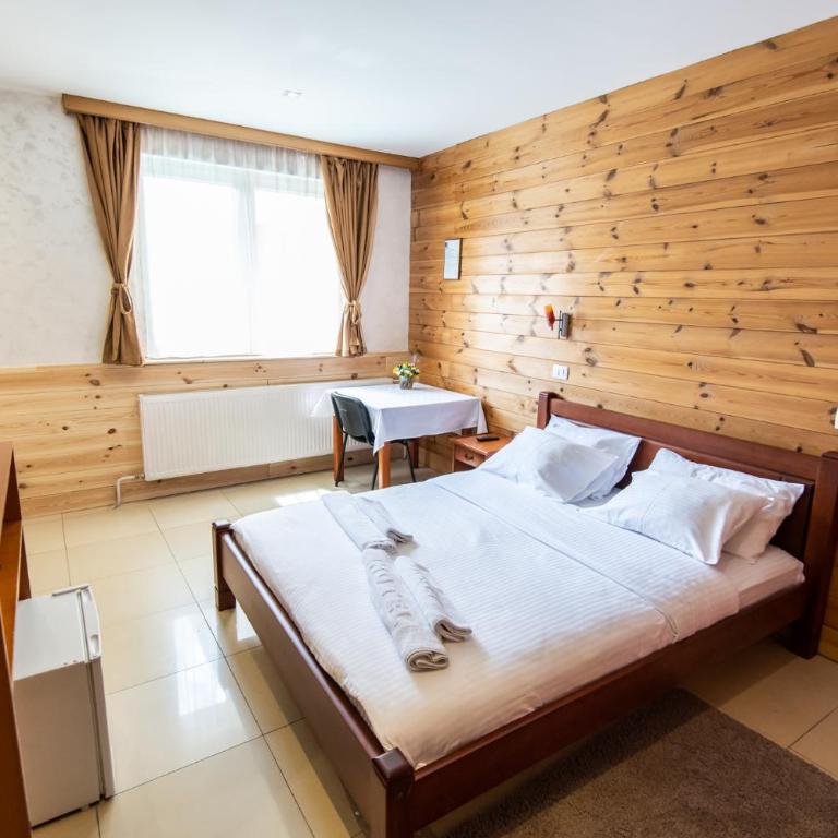 Hotel Enigma - Triple Room - 1