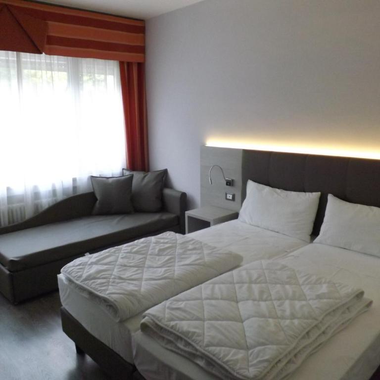 Hotel Ariston - Camera Doppia con Letti Singoli - 5