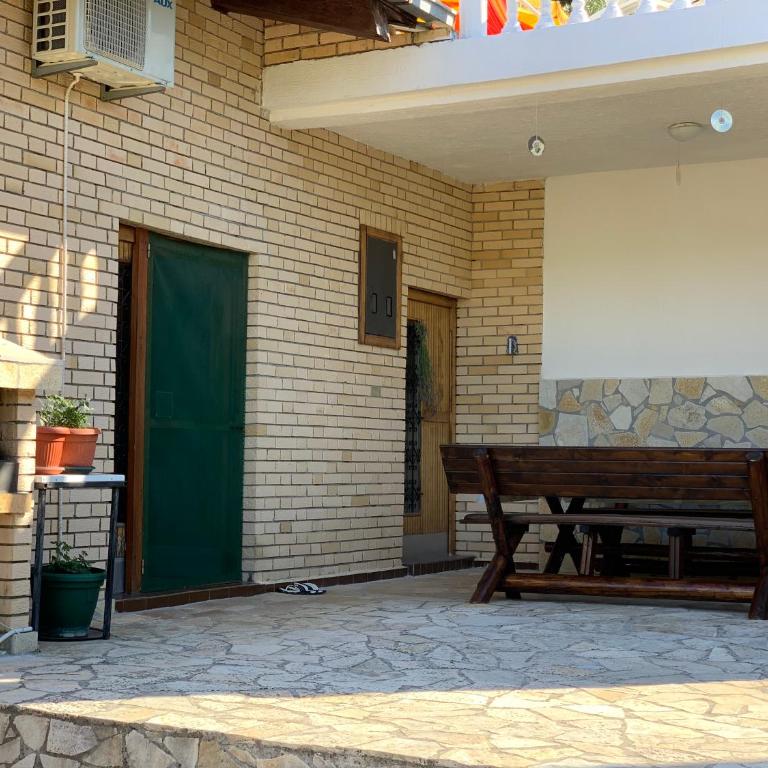 Holiday Home Bratica - Four-Bedroom House - 10