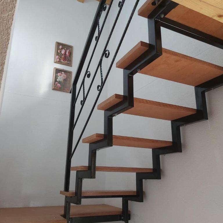 Vikendica, Bazen, Šedrvan, Rafting na Uni, Quad - Four-Bedroom House - 86