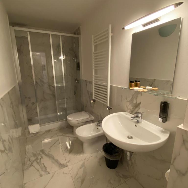 Le Tre Lune Suites - Double Room for single use - 16