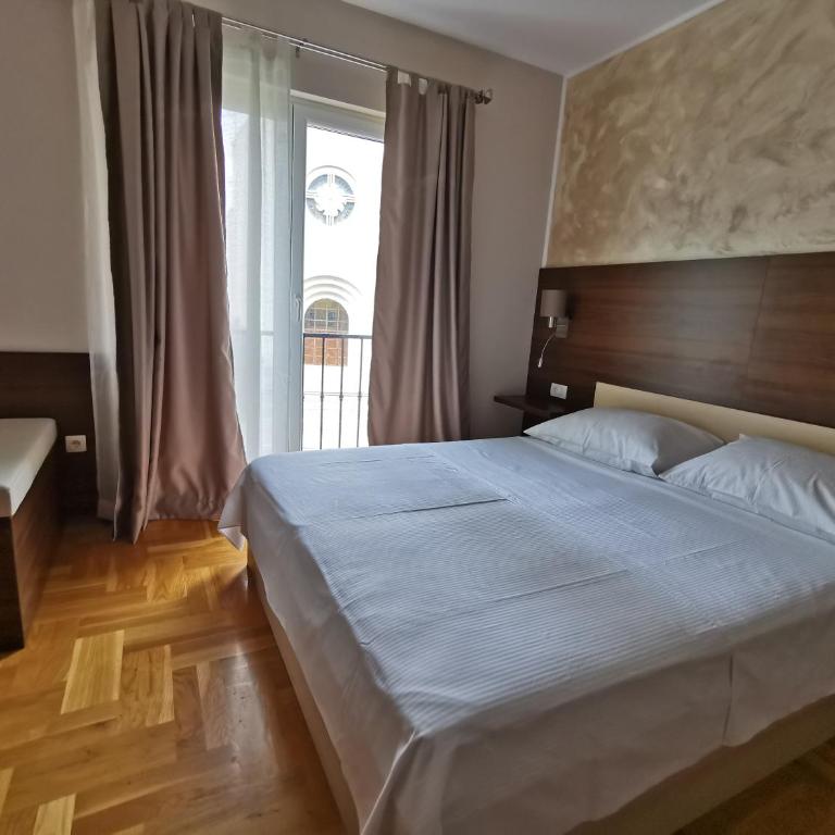 Villa Salvia - Triple Room with Balcony - 2