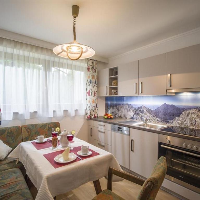 Haus Beer - Doppelzimmer mit Dusche - 4