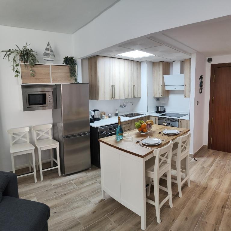 City Central Apartment with large patio BY NAMASTE ELITE - Apartamento de 1 dormitorio - 2