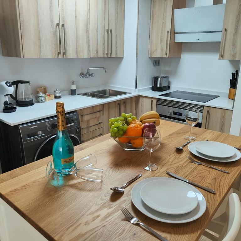 City Central Apartment with large patio BY NAMASTE ELITE - Apartamento de 1 dormitorio - 36