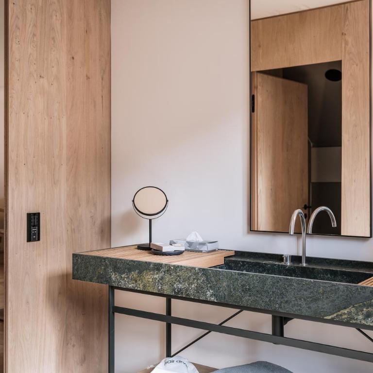 zelloon boutique hotel - Executive Suite - 6