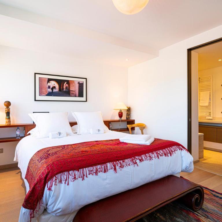 Les Suites 7 Anges - Vue Cathédrale, Parking & Centre Historique Reims - Two-Bedroom Suite KNOEBEL with Terrace - 6