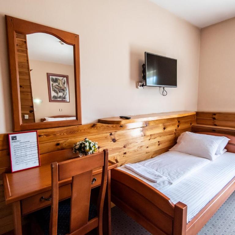 Hotel Enigma - Triple Room with Balcony - 4