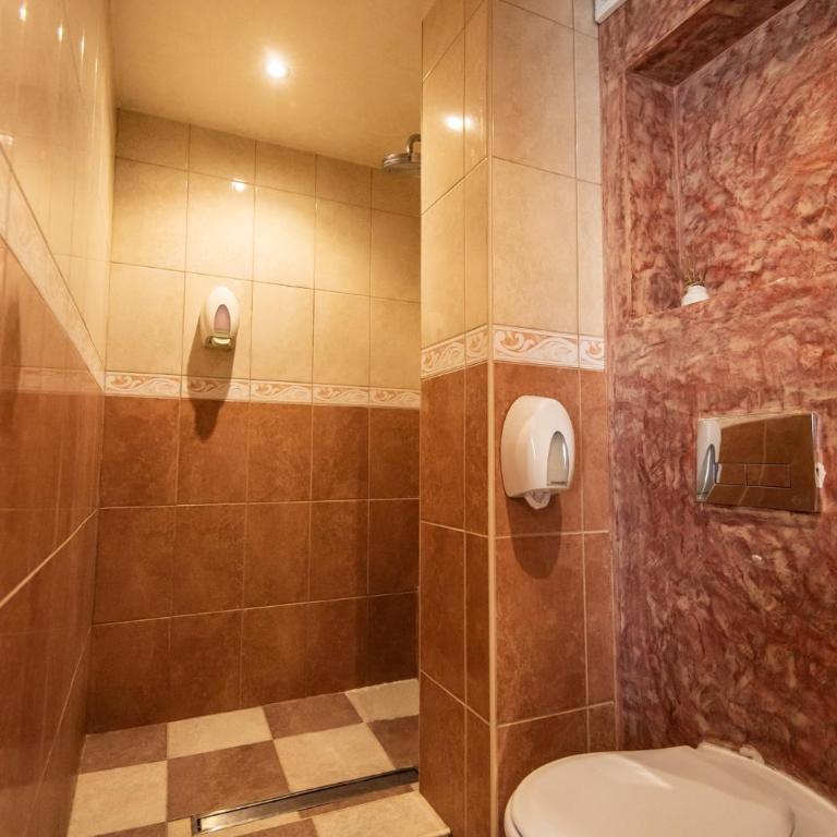 Hotel Enigma - Quadruple Room with Balcony - 9