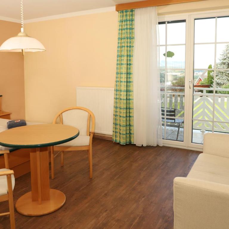 Sonntagsberg Hof Familie Fiedler - Doppelzimmer mit Balkon - 5